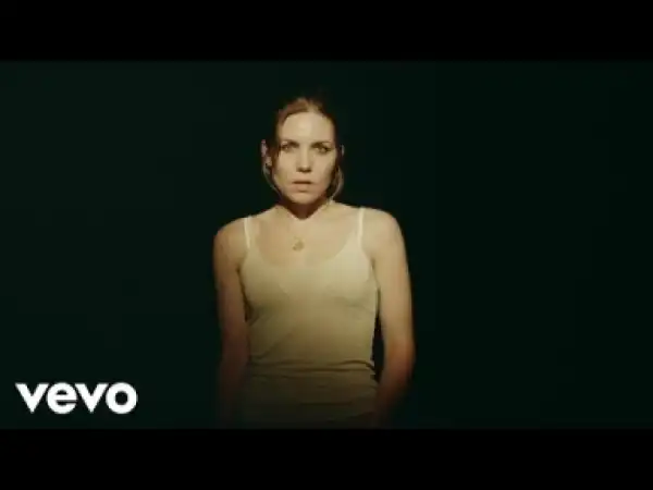 Video: Skylar Grey - Wear Me Out